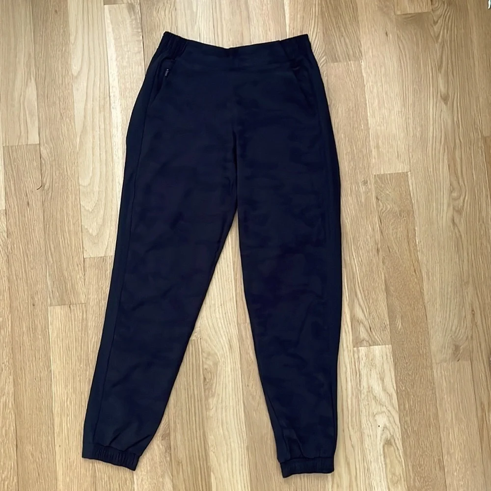 Athleta Brooklyn Textured Jogger